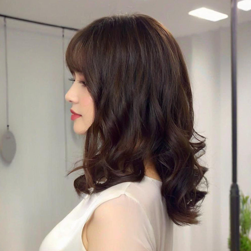 Collarbone Wavy Wig - Everyday Fashion (Side Bangs Layered) (FEVERCOS)